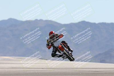 media/Oct-13-2025-Moto Forza (Mon) [[a66d839500]]/3-B Group/Session 4 (Turn 9)/